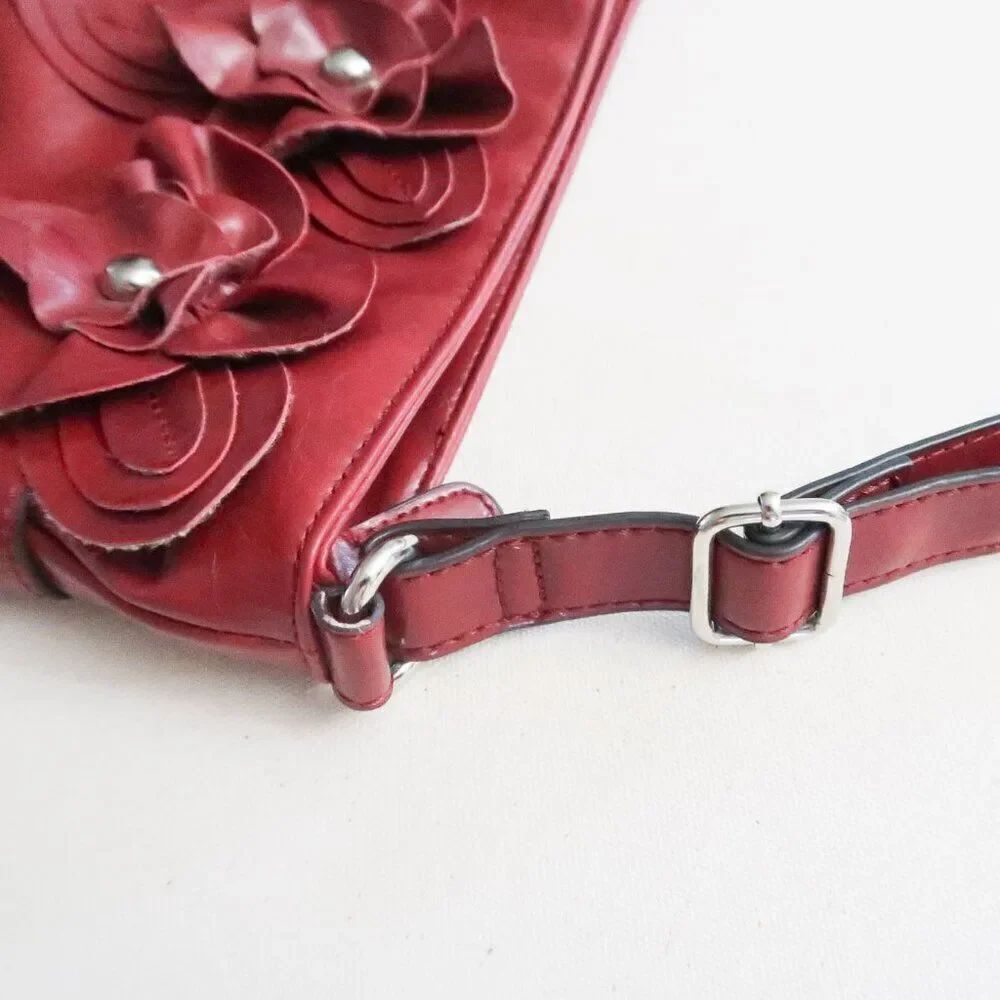 Nicole Miller Red Handbag - Picture 6 of 10